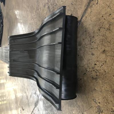 鋼邊橡膠止水帶遇水膨脹橡膠止水帶平板式止水帶廠(chǎng)家直接銷(xiāo)售歡迎惠顧